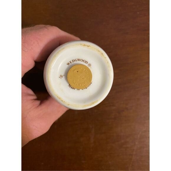 Vintage Wedgewood Kutani Crane-gold edge pepper pot - Picture 3 of 5